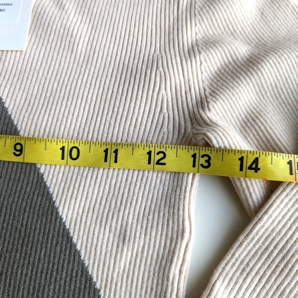 Idem Ditto Colorblock Ribbed Slit Neck Detail Sweater Olive Beige -sz M - Picture 6 of 9